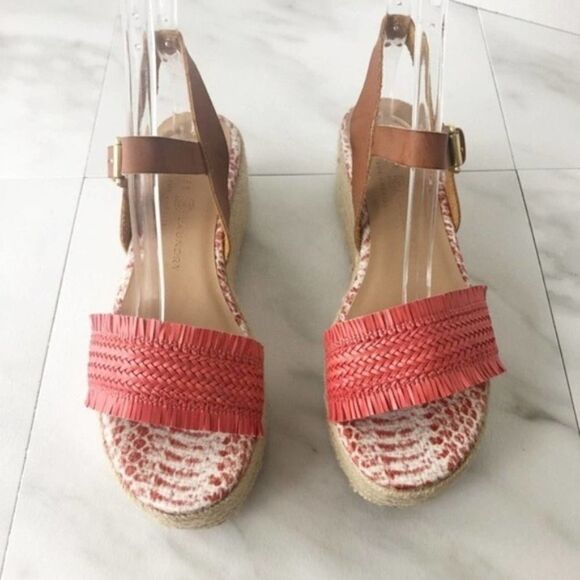 CHINESE LAUNDRY Ziba Espadrille Wedge Sandals  - Picture 4 of 8